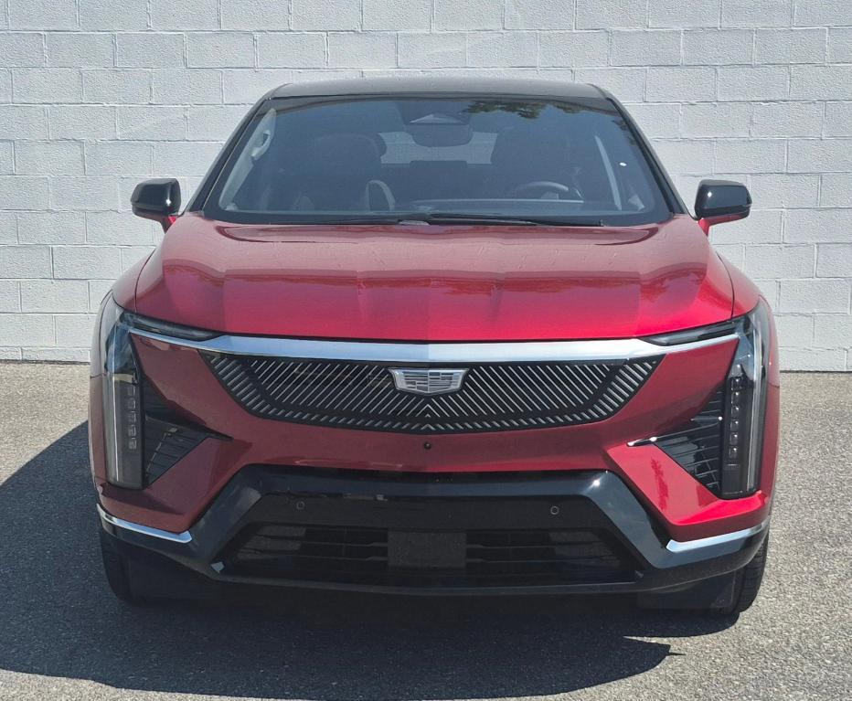 new 2025 Cadillac OPTIQ car, priced at $57,105