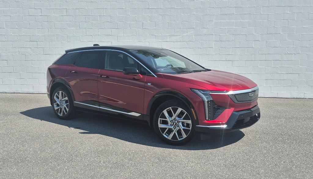 new 2025 Cadillac OPTIQ car, priced at $57,105
