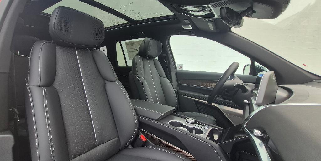 new 2026 Cadillac VISTIQ car, priced at $81,730