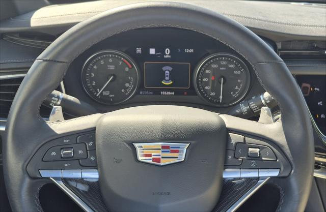 used 2024 Cadillac XT6 car, priced at $54,900