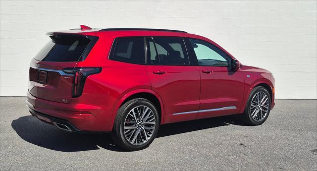 used 2024 Cadillac XT6 car, priced at $54,900