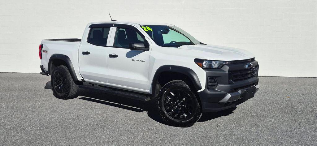 used 2024 Chevrolet Colorado car