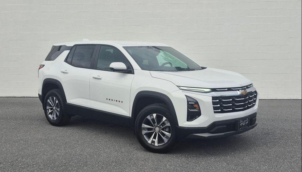 new 2026 Chevrolet Equinox car, priced at $36,330