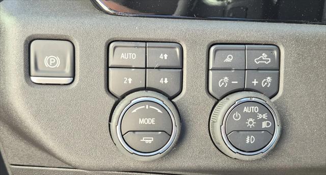 new 2025 Chevrolet Silverado 1500 car, priced at $64,275
