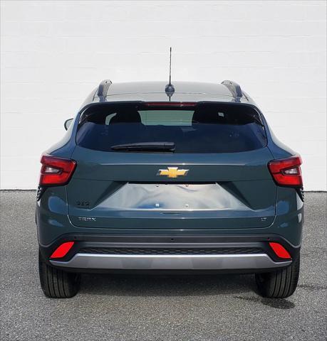 new 2025 Chevrolet Trax car, priced at $25,025