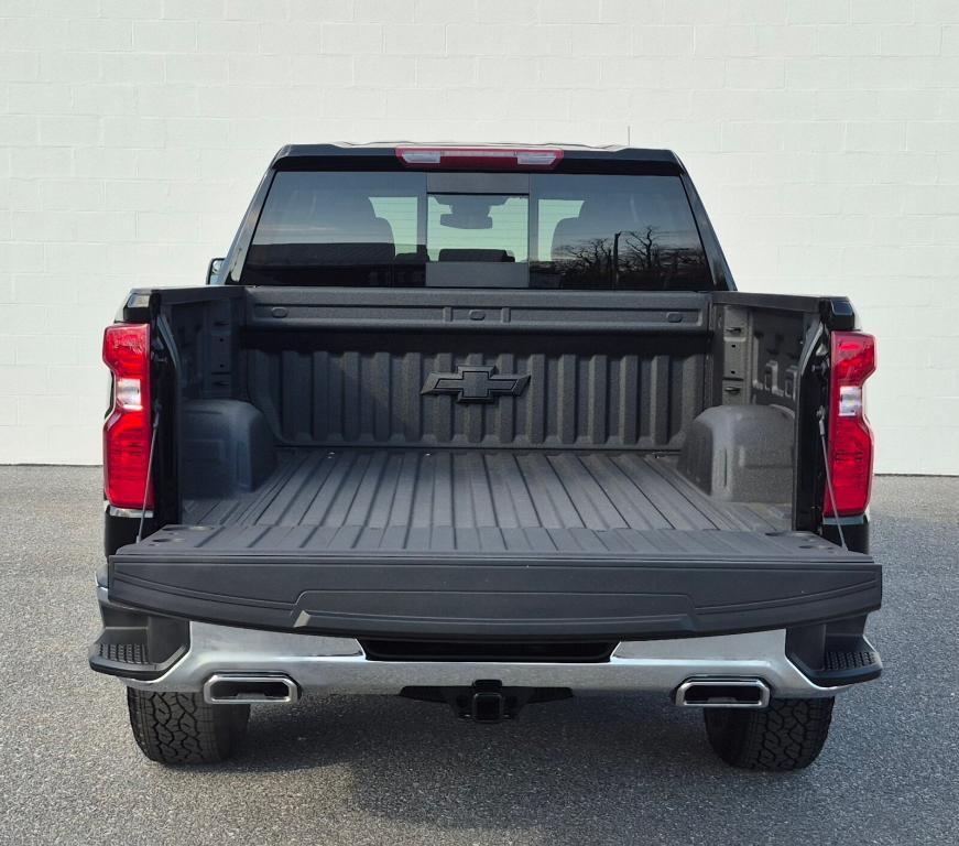new 2025 Chevrolet Silverado 1500 car, priced at $57,185