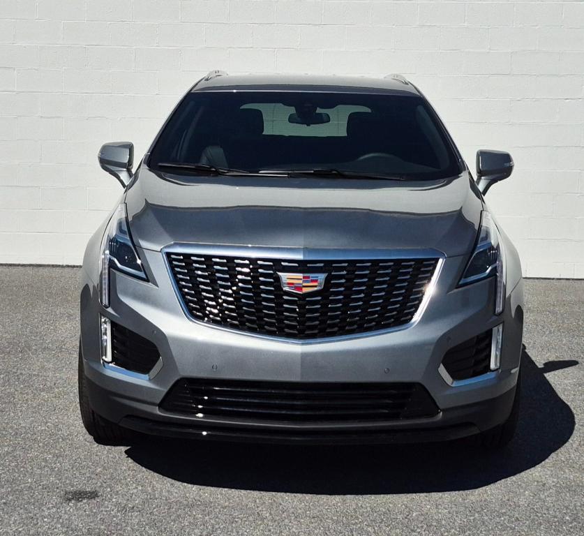 new 2025 Cadillac XT5 car, priced at $47,015