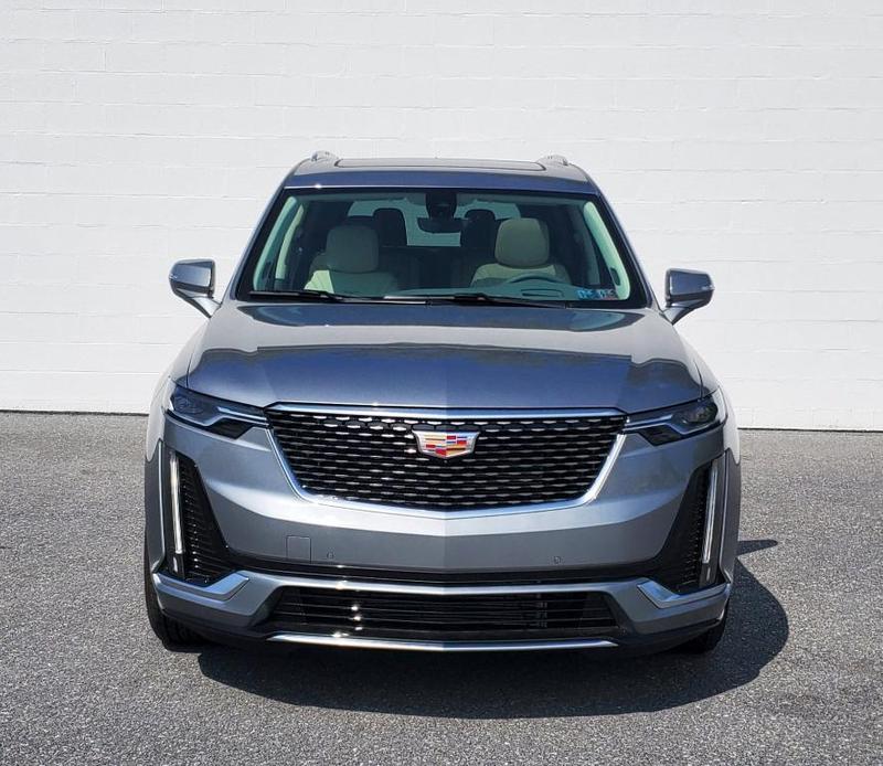 new 2024 Cadillac XT6 car, priced at $57,900