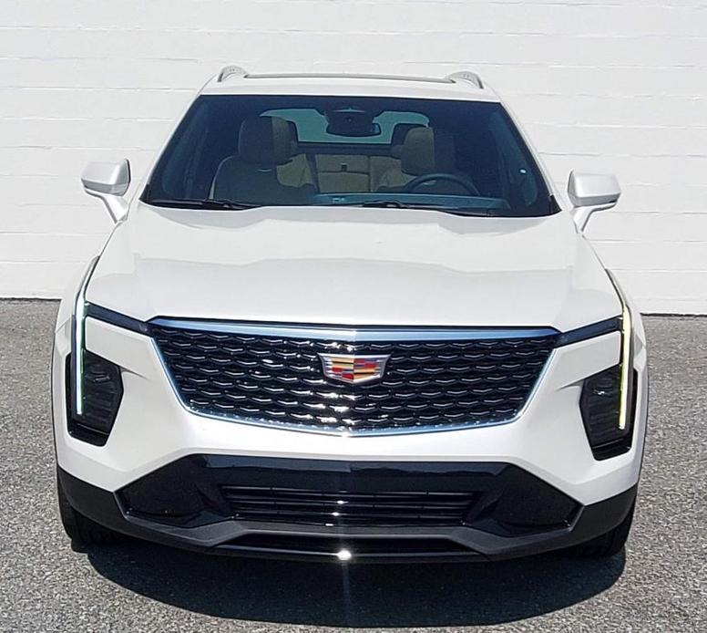 new 2024 Cadillac XT4 car, priced at $46,600