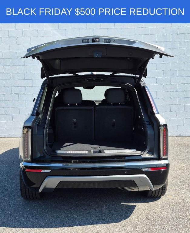 new 2026 Cadillac VISTIQ car, priced at $79,905