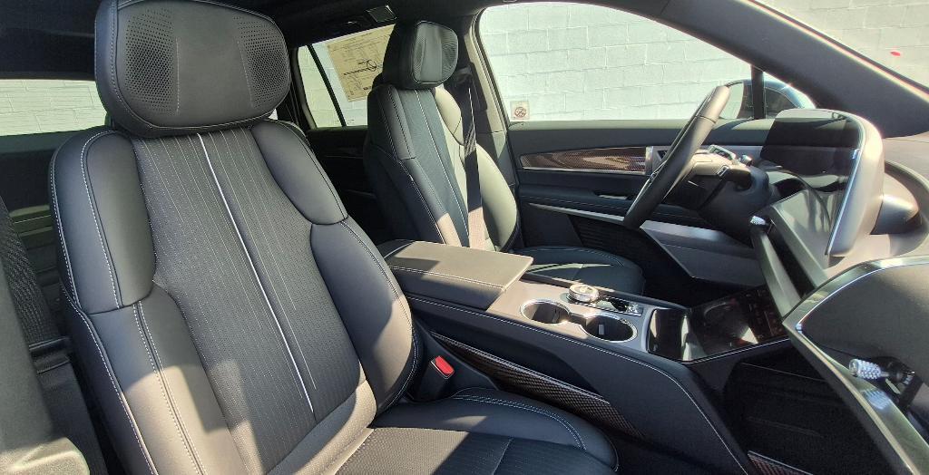 new 2026 Cadillac VISTIQ car, priced at $79,905