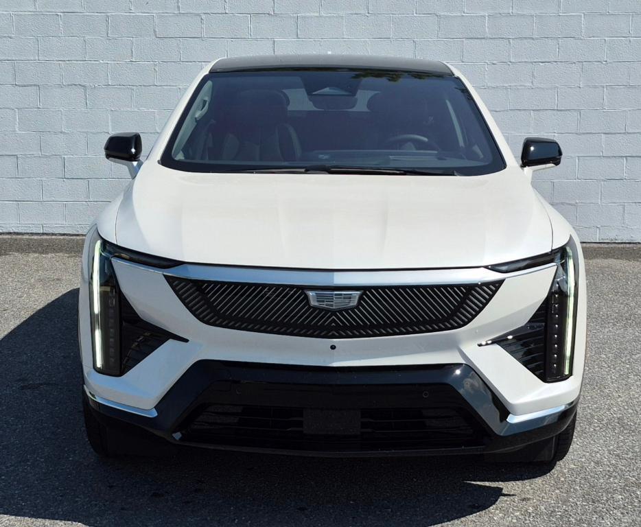 new 2025 Cadillac OPTIQ car, priced at $58,205