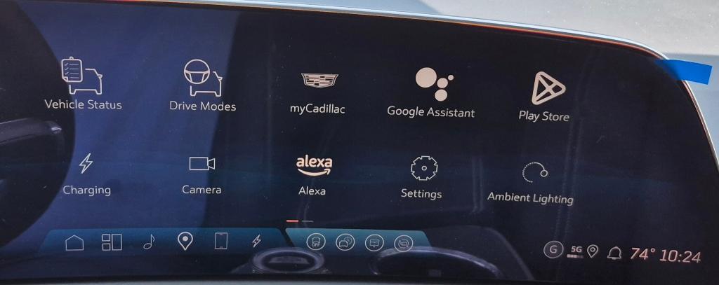 new 2025 Cadillac OPTIQ car, priced at $58,205