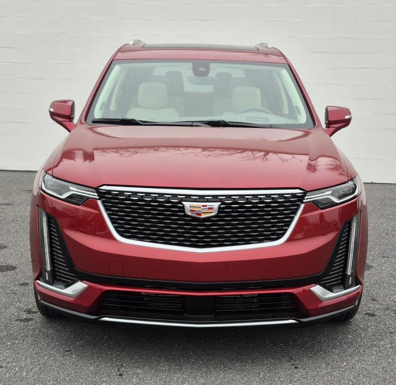 new 2025 Cadillac XT6 car, priced at $63,655