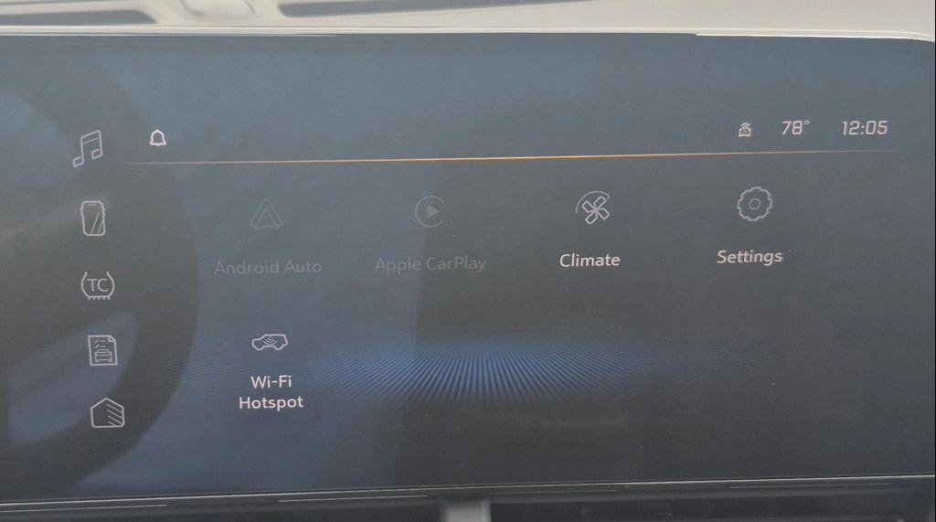 new 2025 Chevrolet Trax car, priced at $25,525