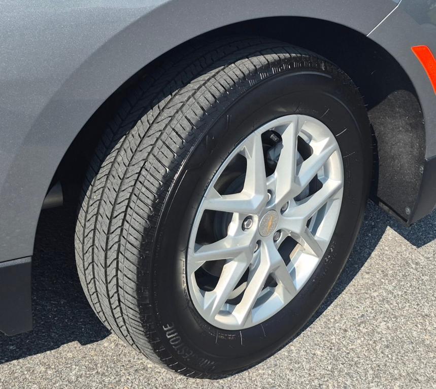 used 2023 Chevrolet Equinox car, priced at $24,500