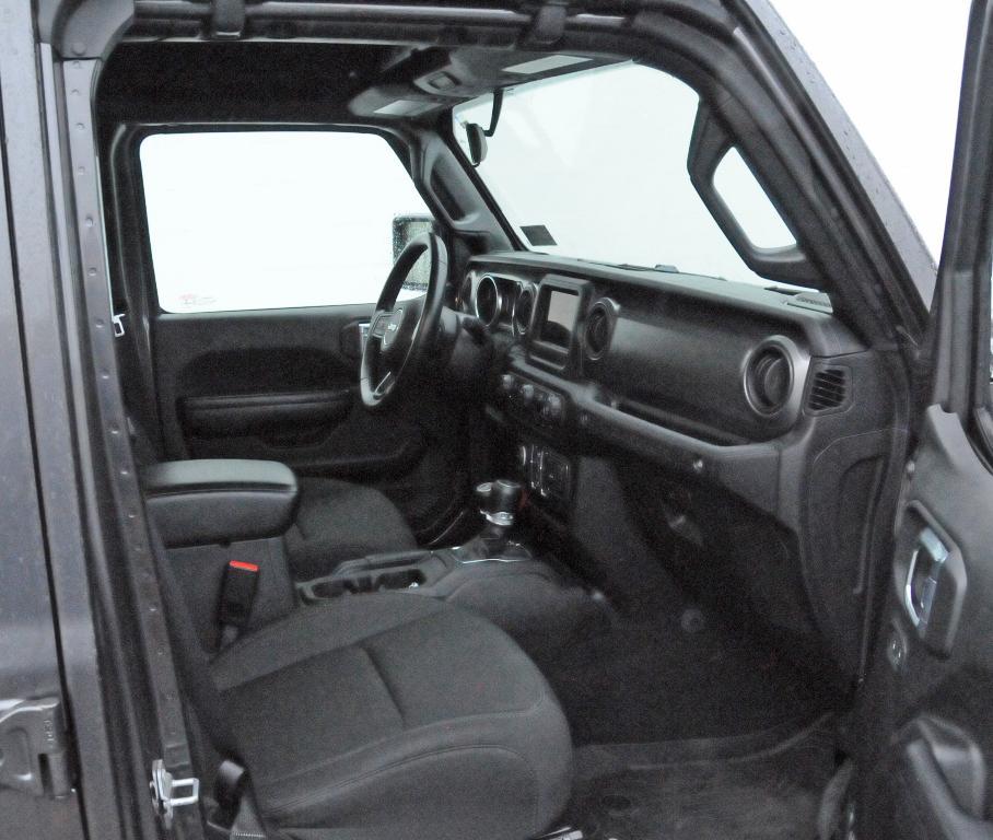 used 2021 Jeep Wrangler Unlimited car, priced at $33,500