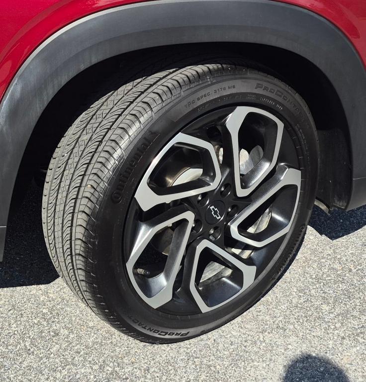 used 2025 Chevrolet Trax car, priced at $24,991