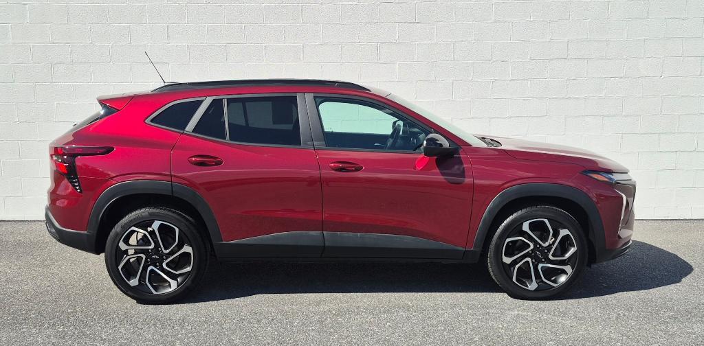 used 2025 Chevrolet Trax car, priced at $24,991