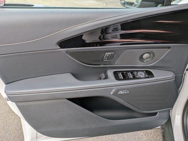 new 2025 Lincoln Nautilus car, priced at $62,419