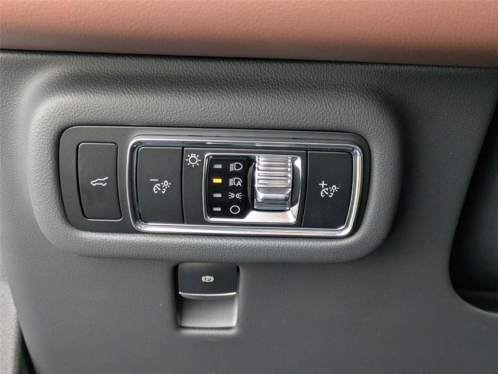 new 2026 Lincoln Nautilus car, priced at $70,726