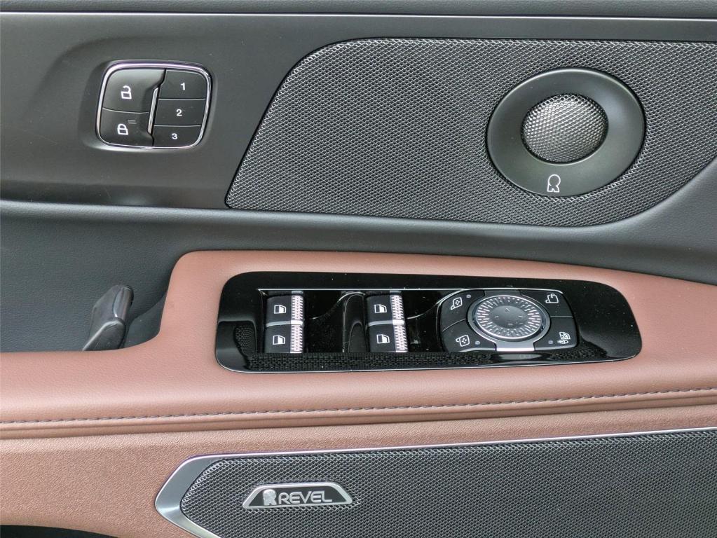 new 2026 Lincoln Nautilus car, priced at $70,726