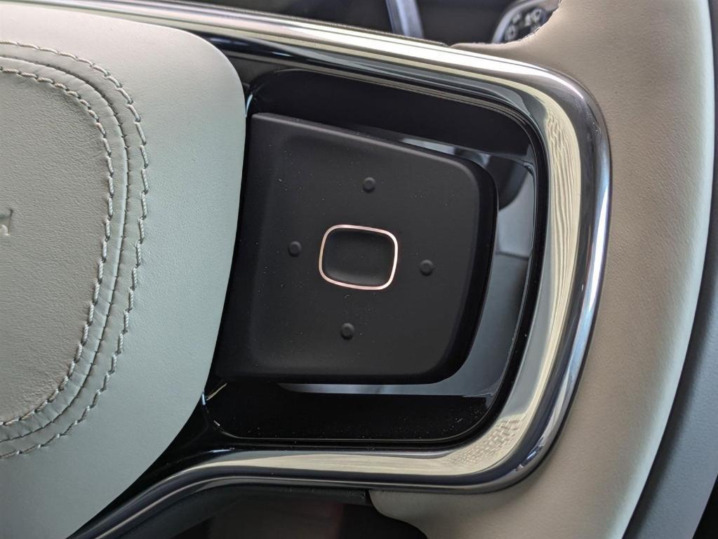 new 2025 Lincoln Nautilus car, priced at $64,065