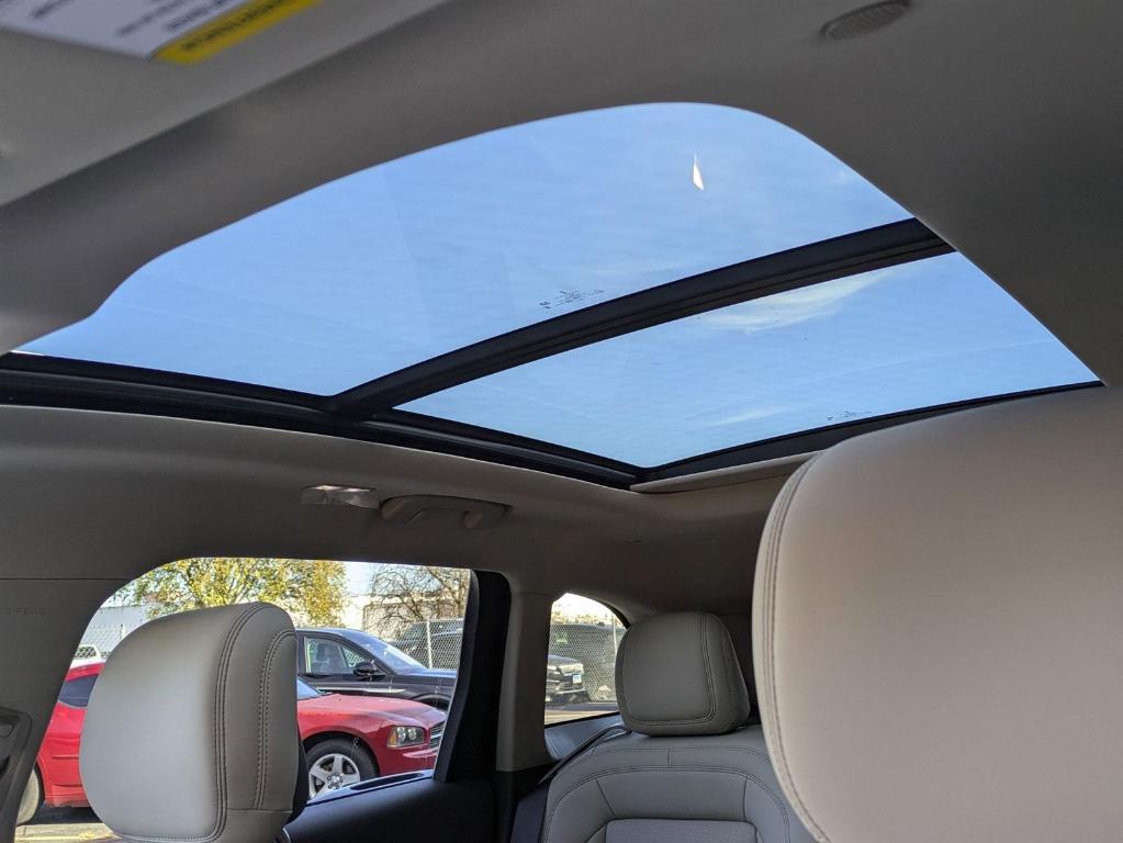 new 2025 Lincoln Nautilus car, priced at $64,065