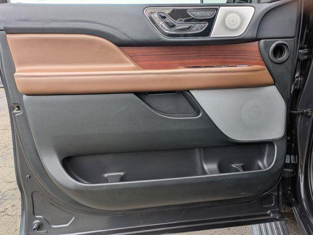 used 2024 Lincoln Navigator car, priced at $78,995