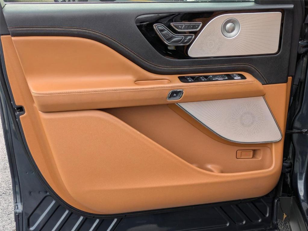 used 2023 Lincoln Aviator car, priced at $53,997