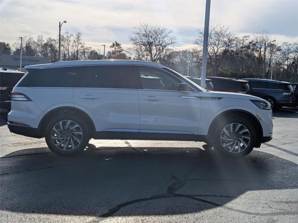 new 2026 Lincoln Aviator car, priced at $61,529