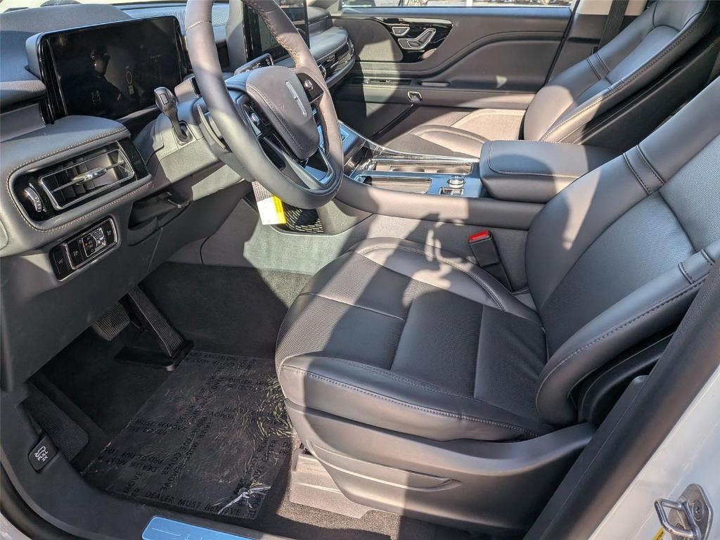 new 2026 Lincoln Aviator car, priced at $61,529