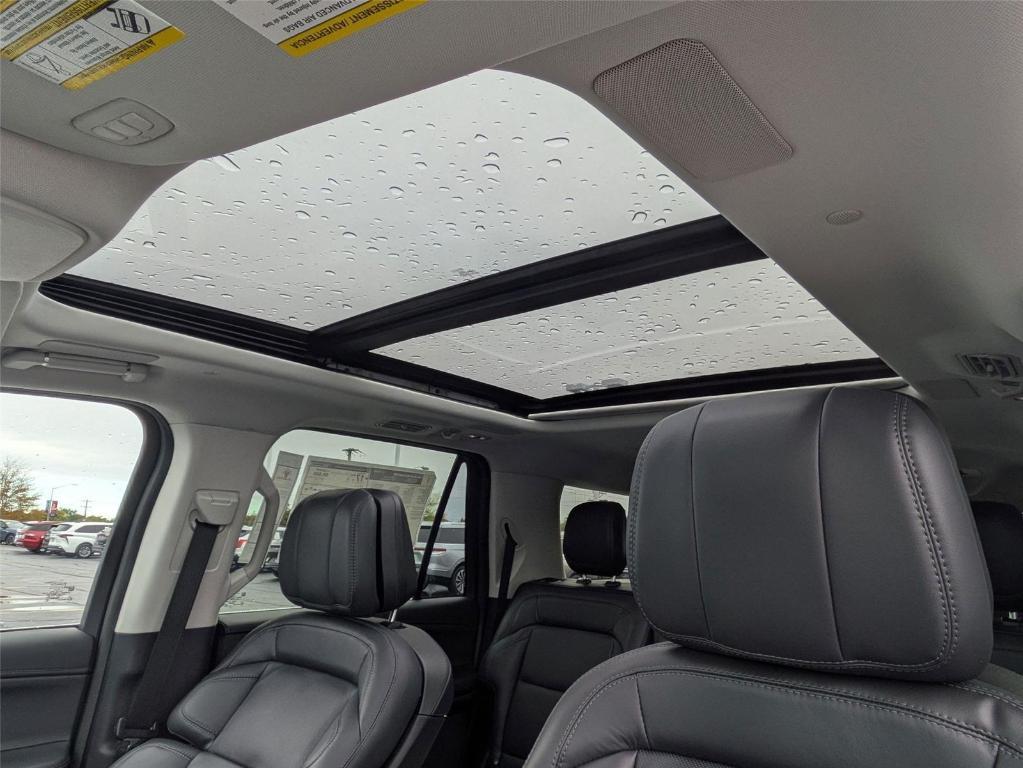 new 2025 Lincoln Navigator L car, priced at $103,635