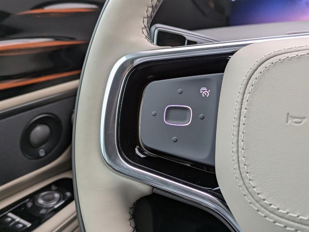 new 2025 Lincoln Nautilus car, priced at $62,850