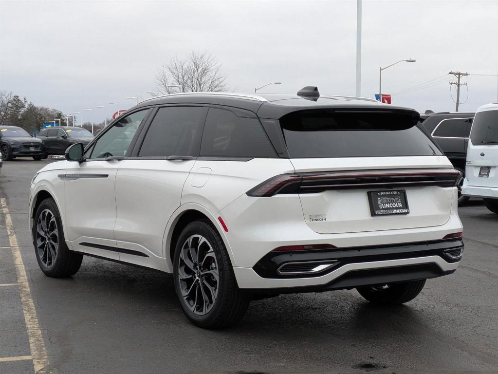 new 2025 Lincoln Nautilus car, priced at $62,850