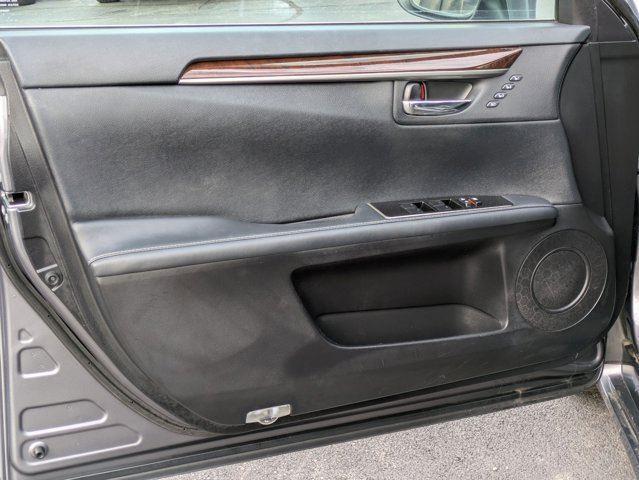used 2016 Lexus ES 350 car, priced at $19,899