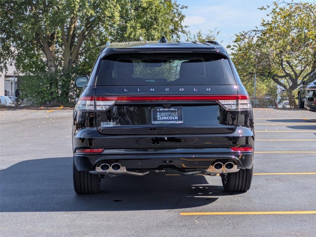 new 2025 Lincoln Aviator car, priced at $72,182