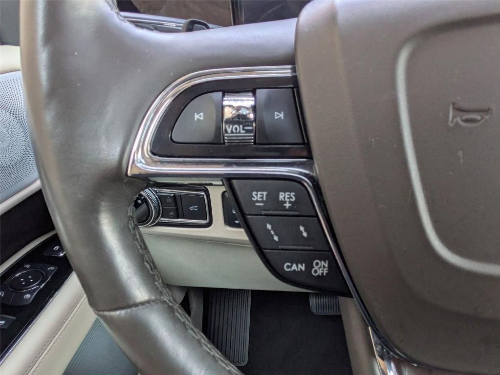 used 2020 Lincoln Navigator car, priced at $45,875