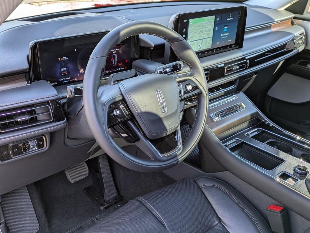 new 2025 Lincoln Aviator car, priced at $76,558