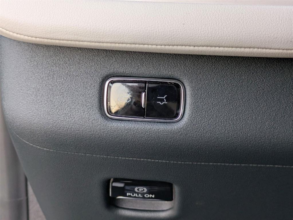 new 2025 Lincoln Navigator car, priced at $103,955