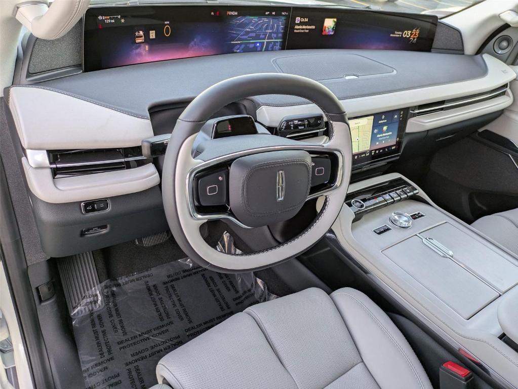 new 2025 Lincoln Navigator car, priced at $103,955