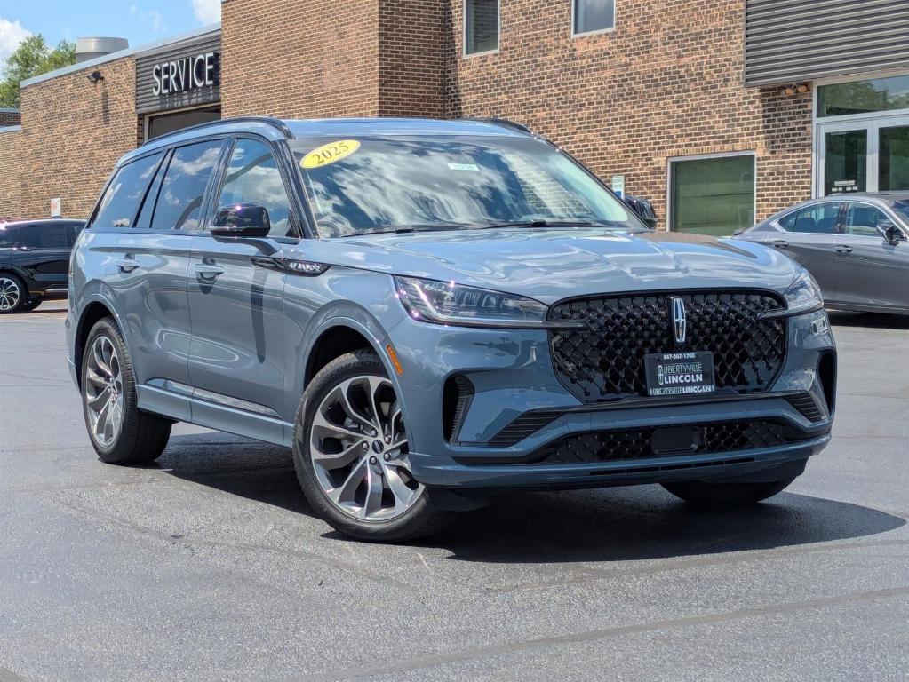 new 2025 Lincoln Aviator car, priced at $70,950