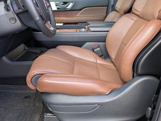 new 2024 Lincoln Navigator car, priced at $98,976