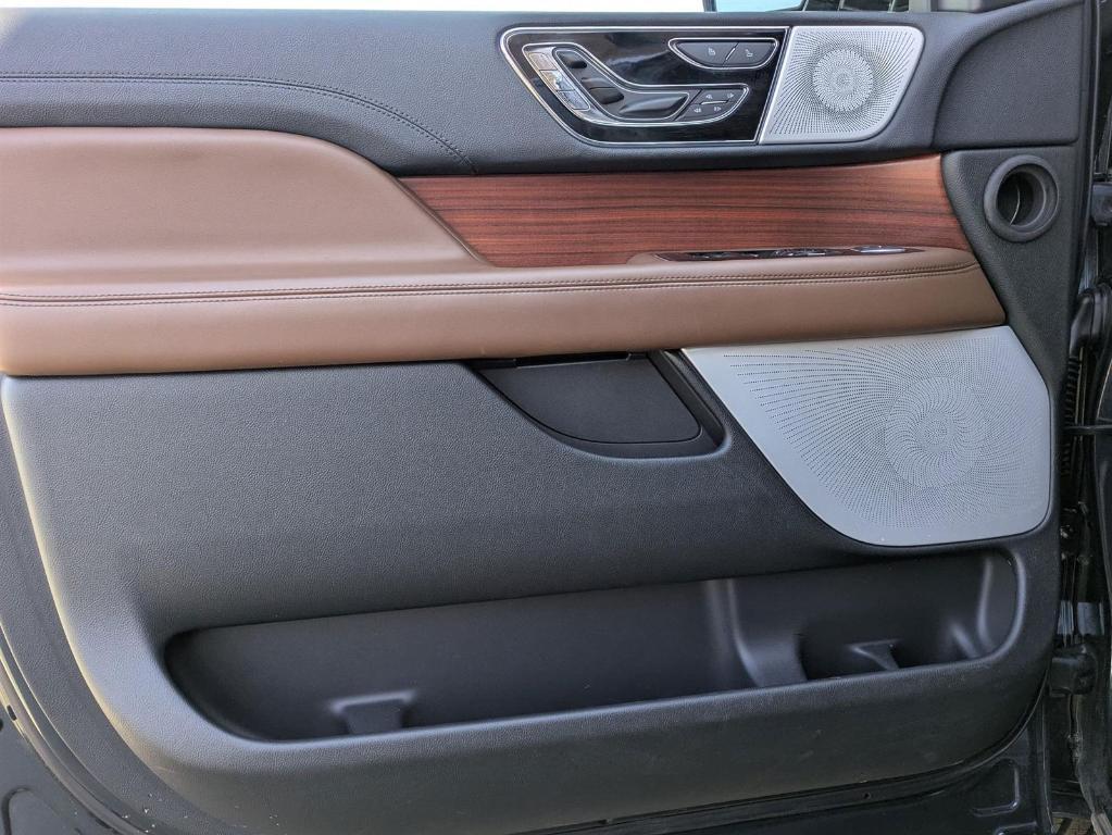 new 2024 Lincoln Navigator car, priced at $96,200