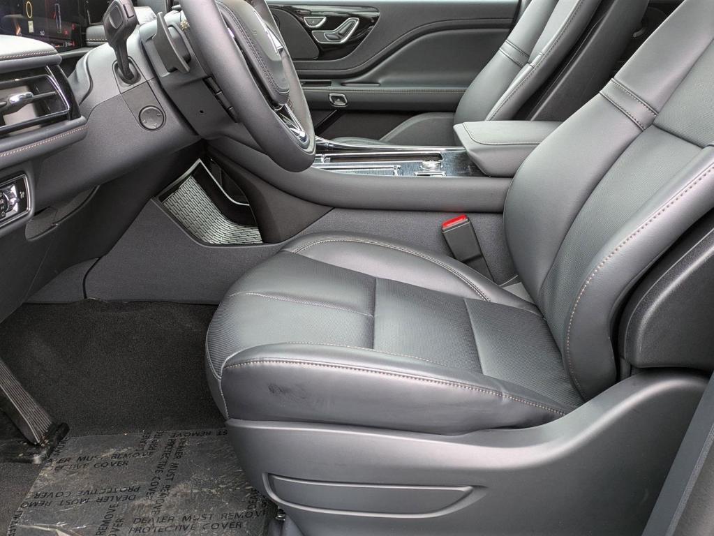 new 2025 Lincoln Aviator car, priced at $65,209