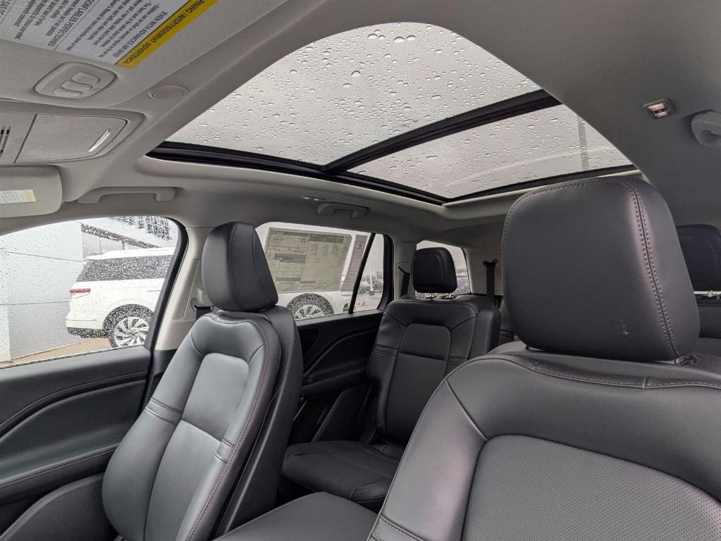 new 2025 Lincoln Aviator car, priced at $65,209