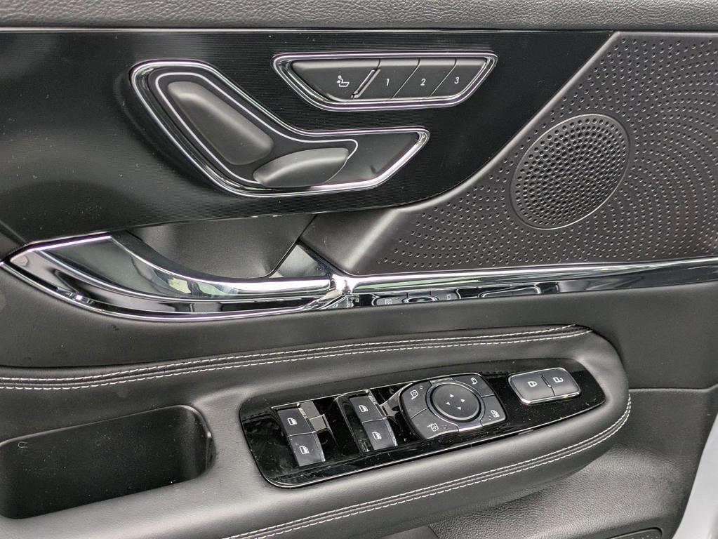 new 2025 Lincoln Corsair car, priced at $61,250