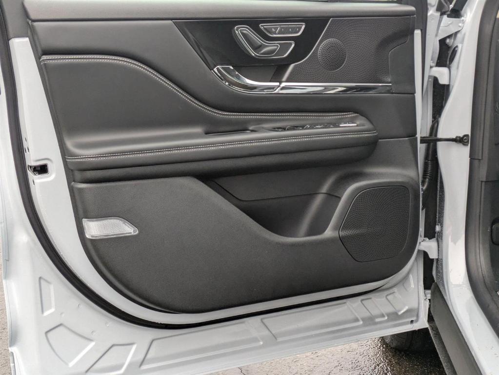 new 2025 Lincoln Corsair car, priced at $61,250