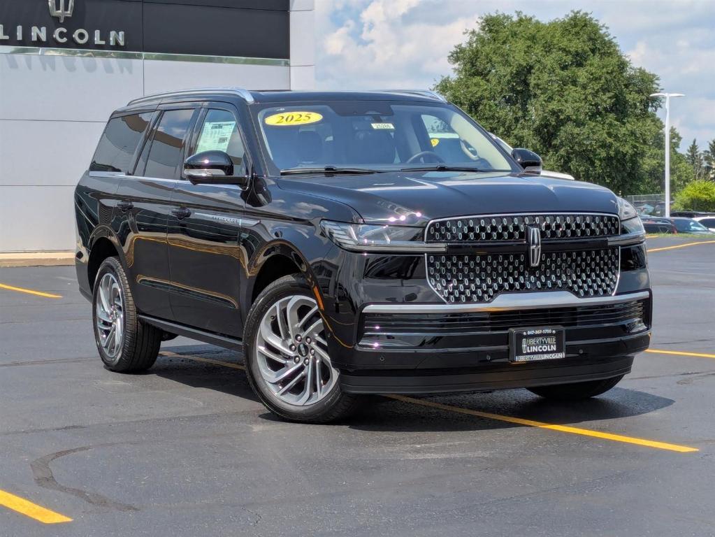 new 2025 Lincoln Navigator car, priced at $102,375