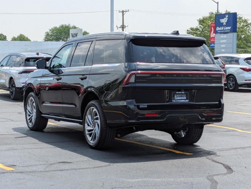 new 2025 Lincoln Navigator car, priced at $102,375